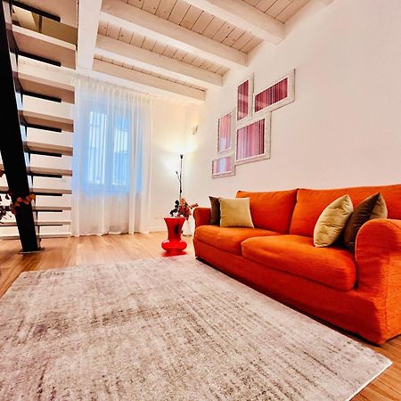Riverside Loft Navigli - Spacious Two-Bedroom Apartment Milano Eksteriør billede