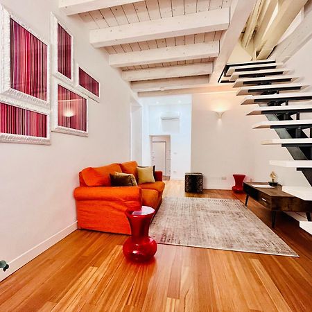 Riverside Loft Navigli - Spacious Two-Bedroom Apartment Milano Eksteriør billede