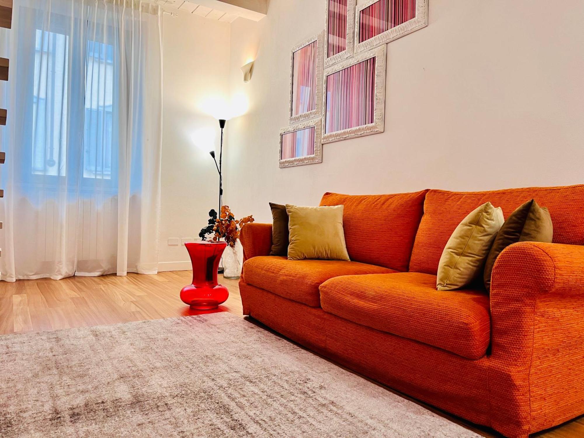 Riverside Loft Navigli - Spacious Two-Bedroom Apartment Milano Eksteriør billede
