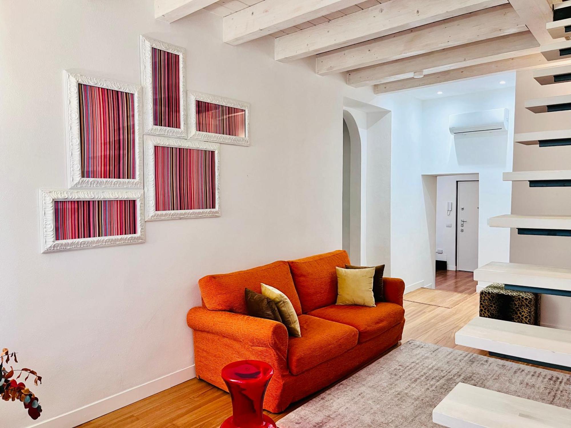 Riverside Loft Navigli - Spacious Two-Bedroom Apartment Milano Eksteriør billede