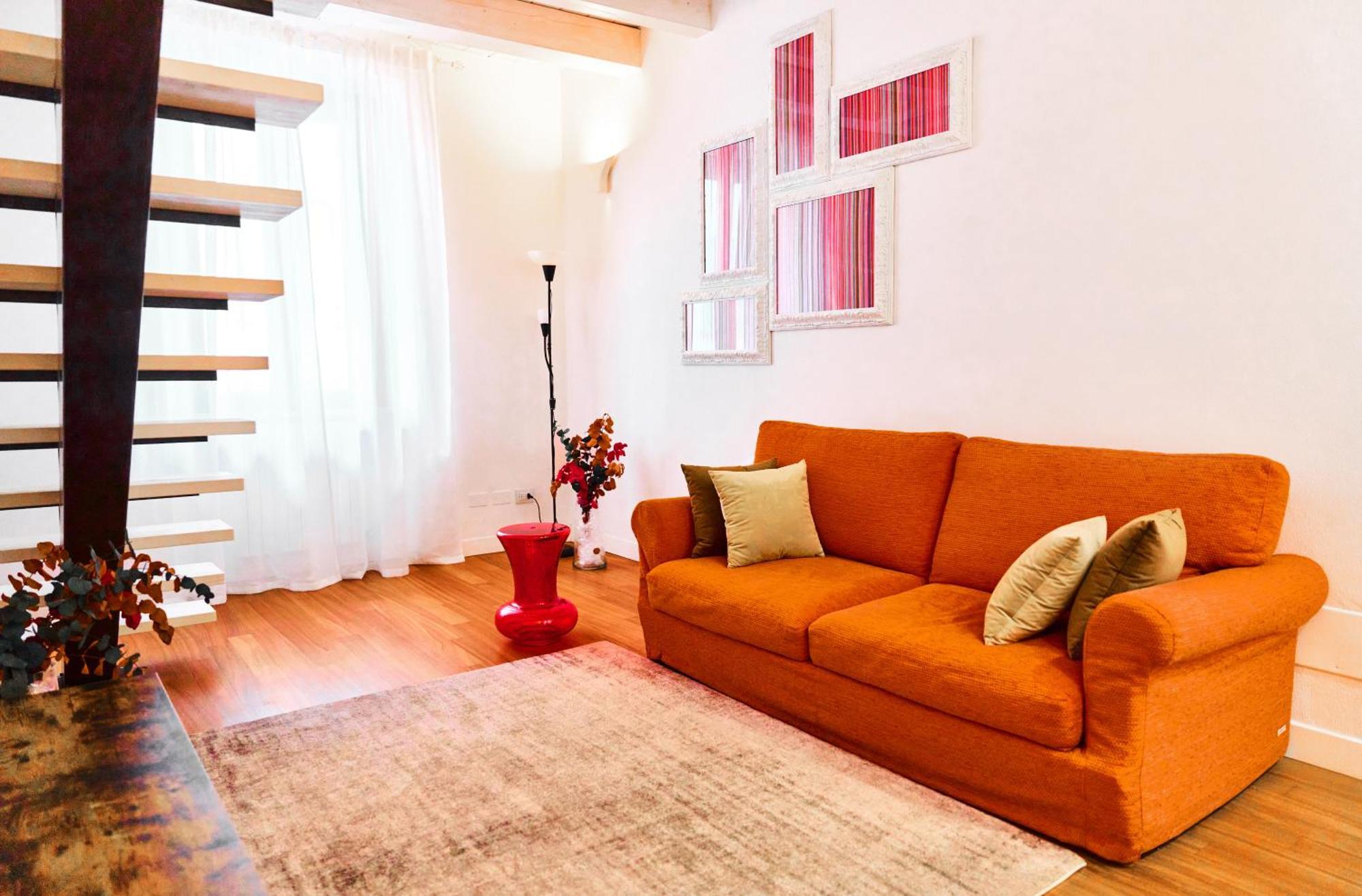 Riverside Loft Navigli - Spacious Two-Bedroom Apartment Milano Eksteriør billede