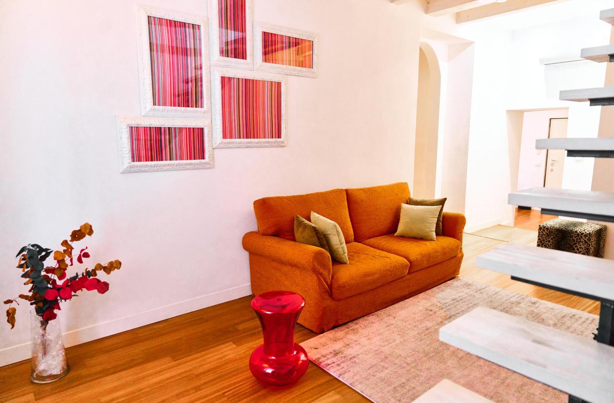 Riverside Loft Navigli - Spacious Two-Bedroom Apartment Milano Eksteriør billede